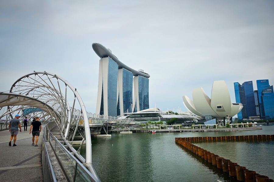 Singapore skyline with Marina Bay Sands and the ArtScience Museum